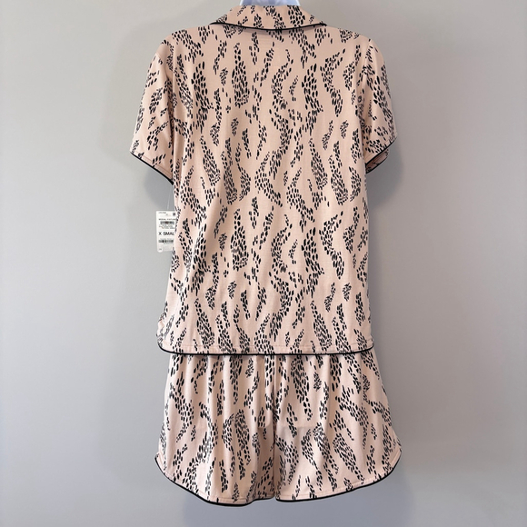 State of Day Women's 2X Beige & Black 2-Pc. Short-Sleeve & Shorts Pajama Set NWT - Picture 3 of 10